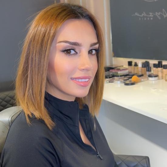 كارلا سعد في زيارة صالون عائشة ماجيك